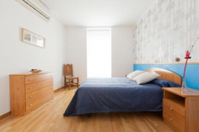 Гостиница Hostal Montaloya  Мадрид